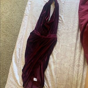 Beautiful velvet dress, slit through the leg